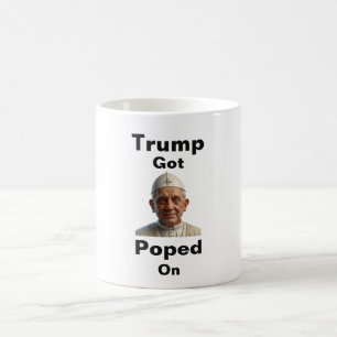 Caneca de café Trump foi apedrejado