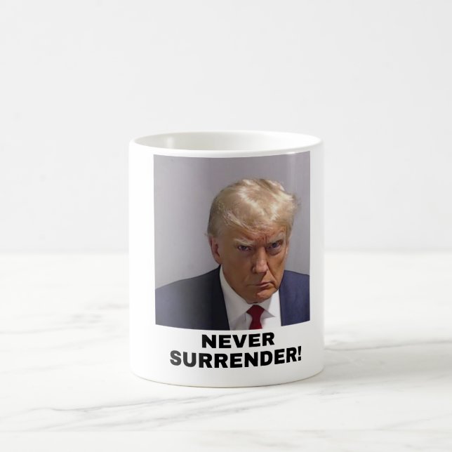 Caneca De Café Trump Nunca Renderse (Centro)