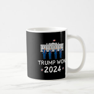 Caneca De Café Trump Venceu 2025 Trump Dança Na Celebração Da Cas