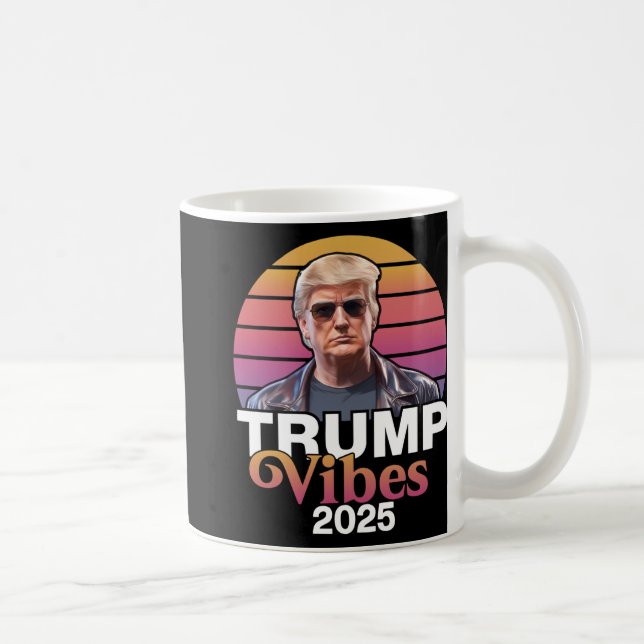 Caneca De Café Trump Vibes 2025 Chiffon Top (Direita)