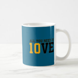 Caneca De Café Tudo o que você precisa é amor de volta Arte