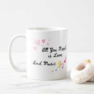 Caneca De Café Tudo que você precisa é de amor e música em um