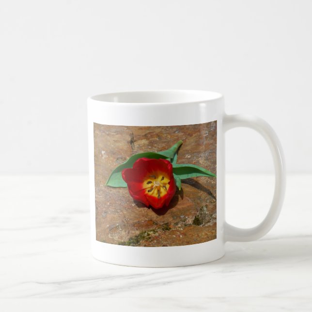 Caneca De Café Tulipa Vermelha primavera (Direita)