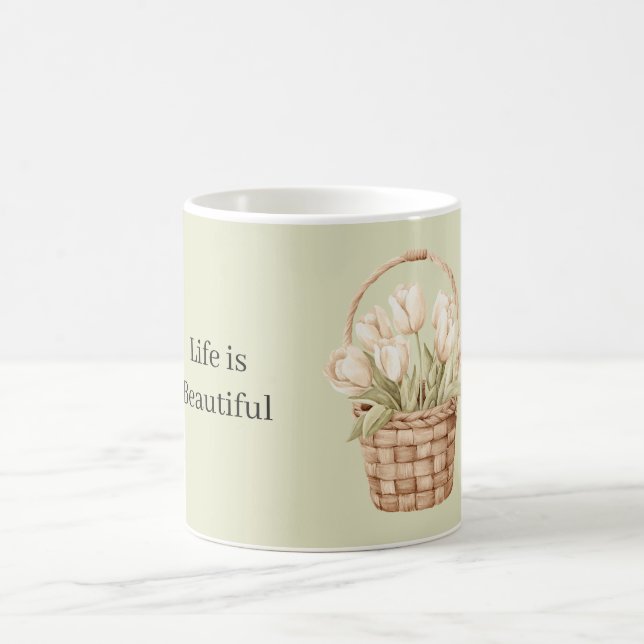 Caneca De Café Tulipas Brancas numa Cesta (Centro)