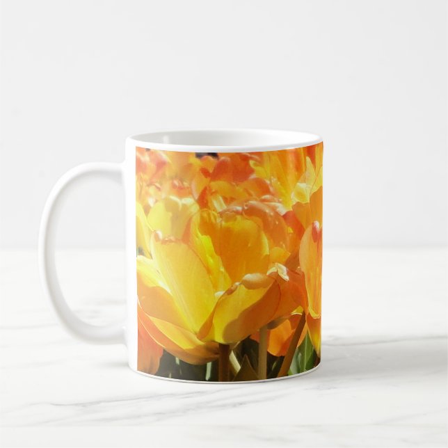 Caneca De Café Tulipas laranja e amarela de fechamento (Esquerda)