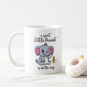 Caneca De Café Um Doce Amendoim A Caminho Novo Bebê Legal