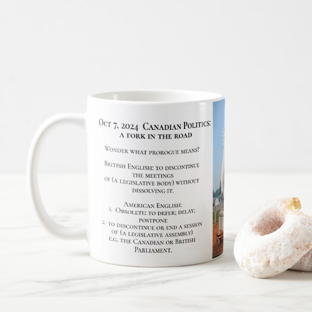 Caneca De Café Um garfo no Pierogi por RoseWrites Mug (Com Donut)