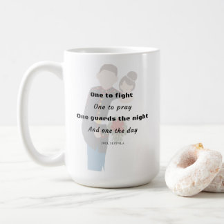 Caneca De Café Um para lutar, um para rezar o Casal militar