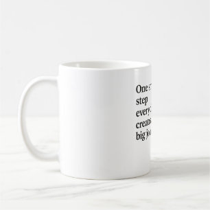 Caneca De Café Um pequeno passo - Motivacional
