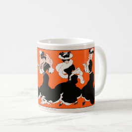 Caneca De Café Uma Fileira De Margaridas Mulher Em Vestido Preto