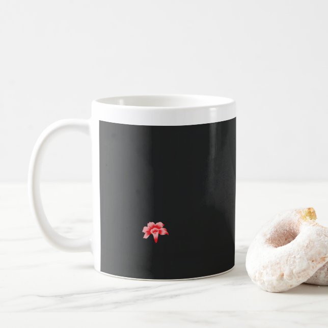 Caneca De Café uma flor vermelha sobre fundo preto (Com Donut)