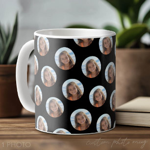 Caneca De Café Uma foto circular com preto