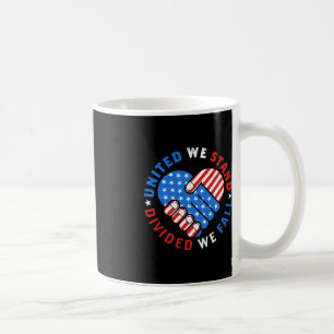 Caneca De Café Unida Nós Estamos Divididos Nós Caímos A bandeira