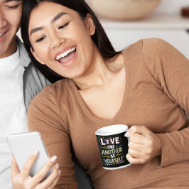 Caneca De Café Unir com o amor: Abraçar a mensagem