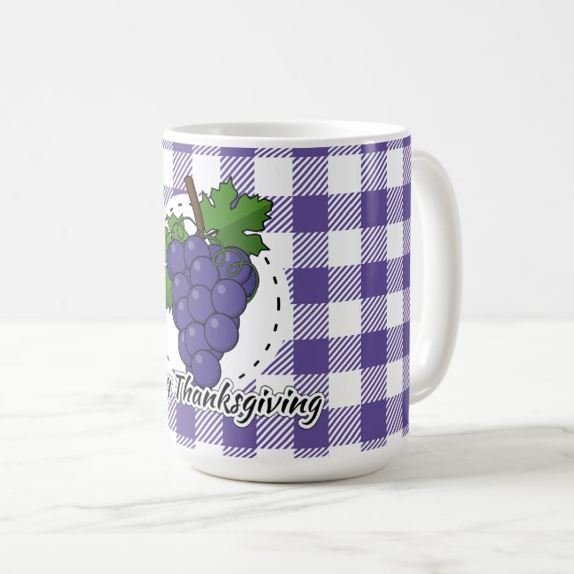 Caneca De Café Uva na Xadrez Violeta - Feliz Ação de Graças (Frente Esquerda)