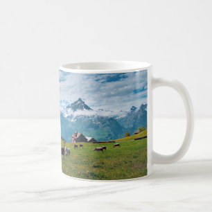Caneca De Café Vacas felizes na Fazenda na Suiça
