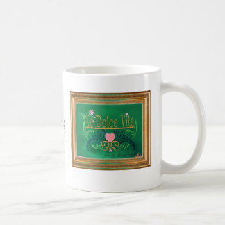 Caneca De Café Verde de Dolce Vita do La com coração cor-de-rosa