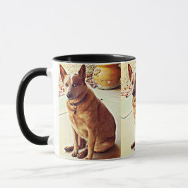 Caneca de café vermelha de Heeler do filho do