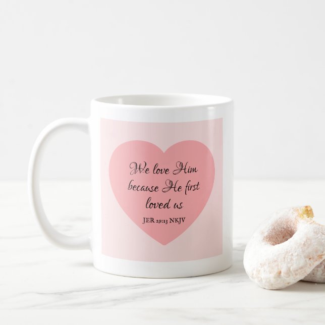 Caneca De Café Versículo da Bíblia Coração Rosa Vermelhado Simple (Com Donut)