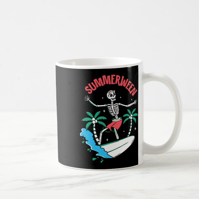 Caneca De Café Vibrações de Summerween Esqueleto Surfando Ondas V (Direita)