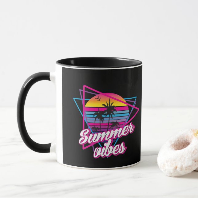 Caneca de Café Vibrações de Verão Pôr do Sol Tropi (Com Donut)