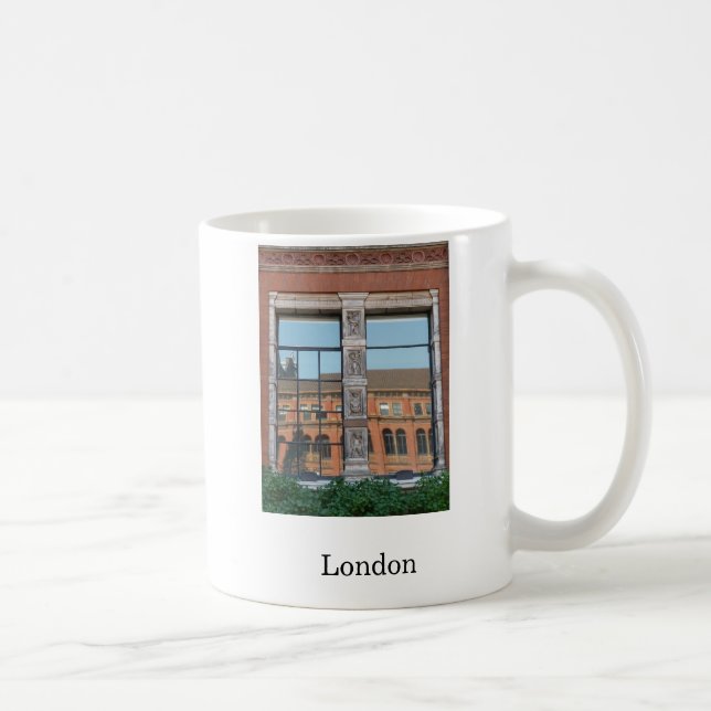Caneca De Café Victoria e museu de Albert, Londres (Direita)