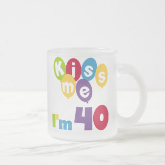 Caneca De Café Vidro Jateado Beije-me, tenho 40 t-shirts e presentes
