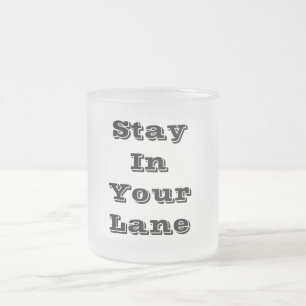 Caneca De Café Vidro Jateado Estada em sua pista
