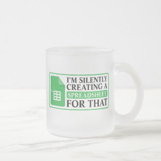 Caneca De Café Vidro Jateado Estou silenciosamente Criando uma folha de cálculo