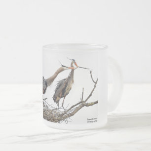 Caneca De Café Vidro Jateado Excelente Blue Heron construindo um ninho