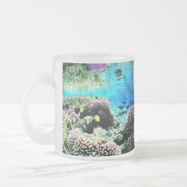 Caneca De Café Vidro Jateado Sob Visualização de Água