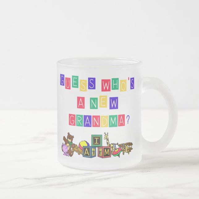 Caneca De Café Vidro Jateado Suposição que é uma avó nova (Direita)