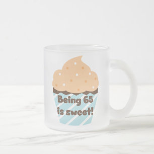 Caneca De Café Vidro Jateado Ter 65 anos é t-shirts e presentes de aniversário 