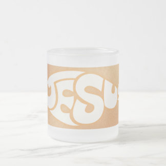 Caneca De Café Vidro Jateado Texto de Jesus em Forma de Peixe Fundo Laranja