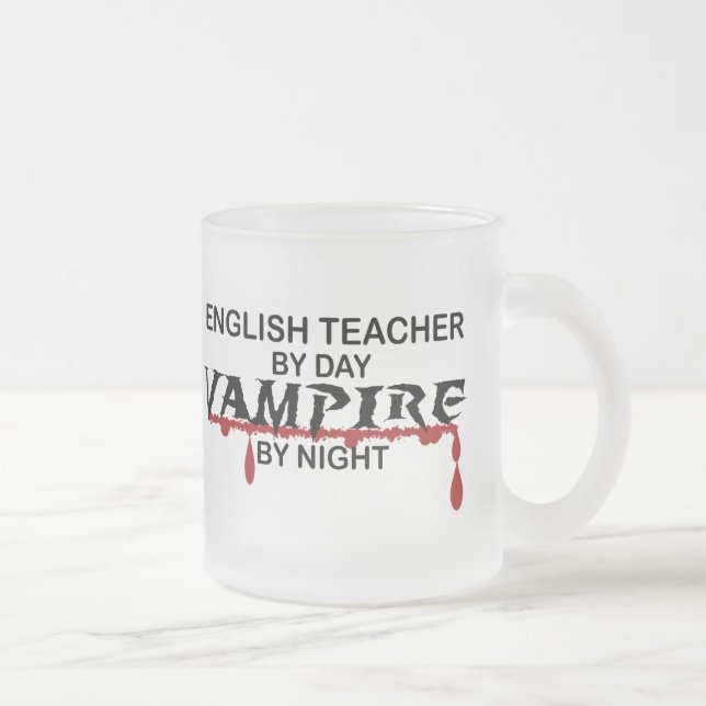 Caneca De Café Vidro Jateado Vampiro do professor de inglês em a noite (Direita)
