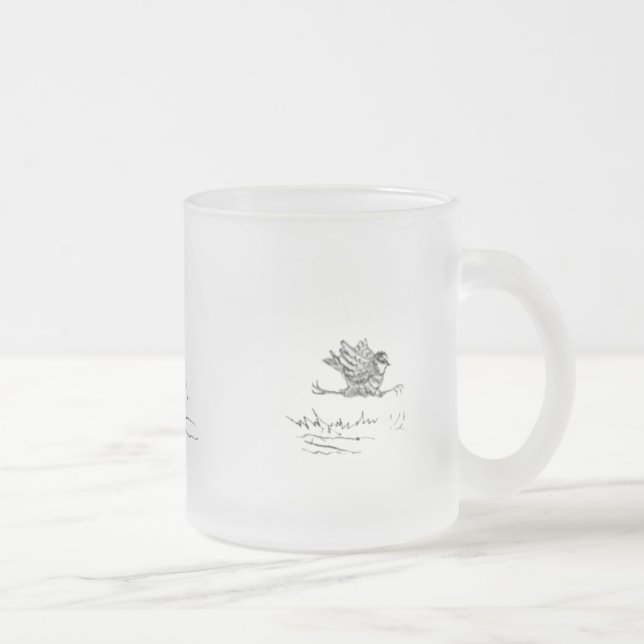 Caneca De Café Vidro Jateado Weimaraner que persegue um pássaro (Direita)