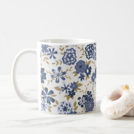 Caneca De Café Vinhas De Flores De Vetor Azul Ilustradas