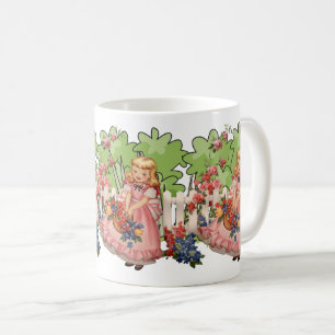 Caneca De Café Vintage Girl com flores no jardim