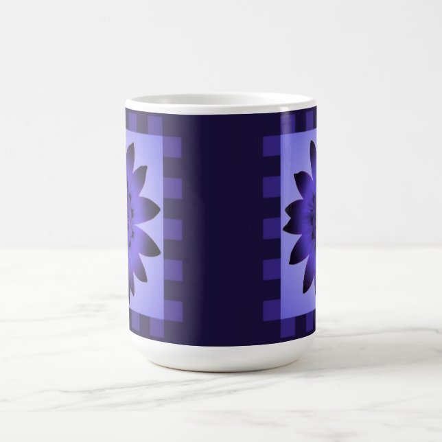 Caneca De Café Violet Daisy Flower, Stripes de padrão - Mug (Centro)