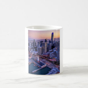 Caneca De Café Vista Aérea da Cidade de São Francisco na Hora Dou