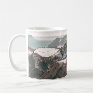 CANECA DE CAFÉ VISTA DE PÁSSARO DA MONTANHA COBERTA PELA NEVE SO