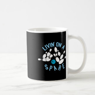 Caneca De Café Vivendo Em Um Pouco - Bolinho Engraçado E Boliches
