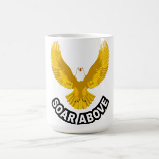 Caneca De Café Voar Acima de Toda a Arte Majestosa de Águia
