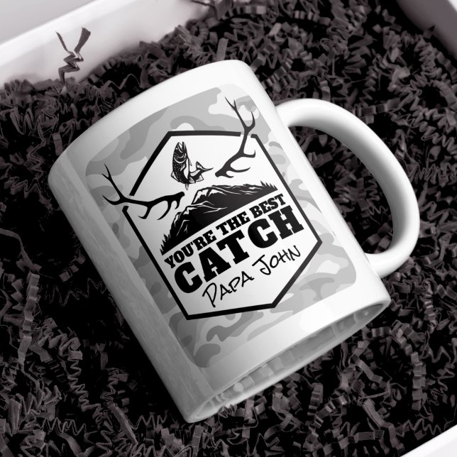 Caneca De Café Você é o melhor presente personalizado (You're a Great Catch Trendy Camo Outdoor Personalized Mug. Available in a variety of colors & style)