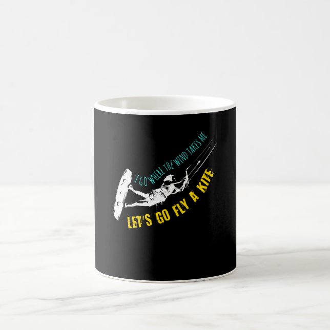 Caneca De Café Voo de Kitesurfing Um Kiteboard Kite (Centro)