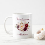 Caneca De Café Watercolor Burgundy Floral Bridesmaid<br><div class="desc">Watercolor Burgundy Marsala Floral Bridesmaid Nome Mug</div>