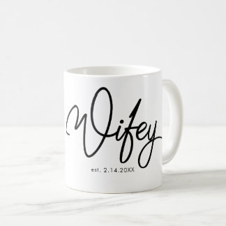 Caneca De Café Wifey na pia batismal extravagante com data