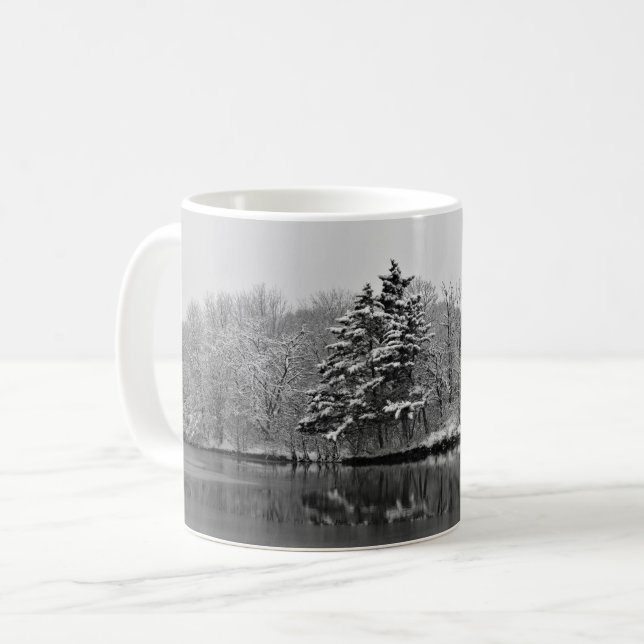 Caneca De Café Wonderland Snow Lake Scense Black and White (Frente Esquerda)