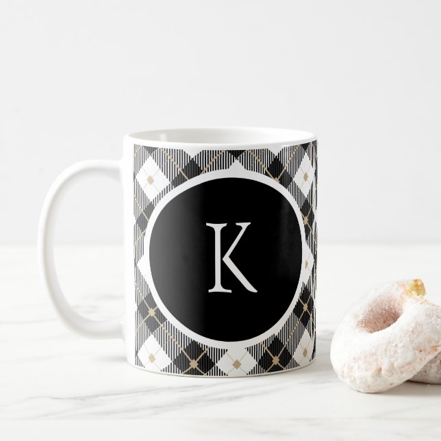 Caneca de Café Xadrez Preto Branco Dourado com Ini (Com Donut)
