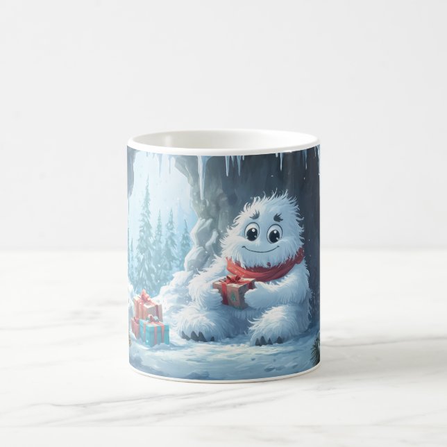 Caneca De Café Yeti Adorável com Presentes de Natal em uma Cavern (Centro)
